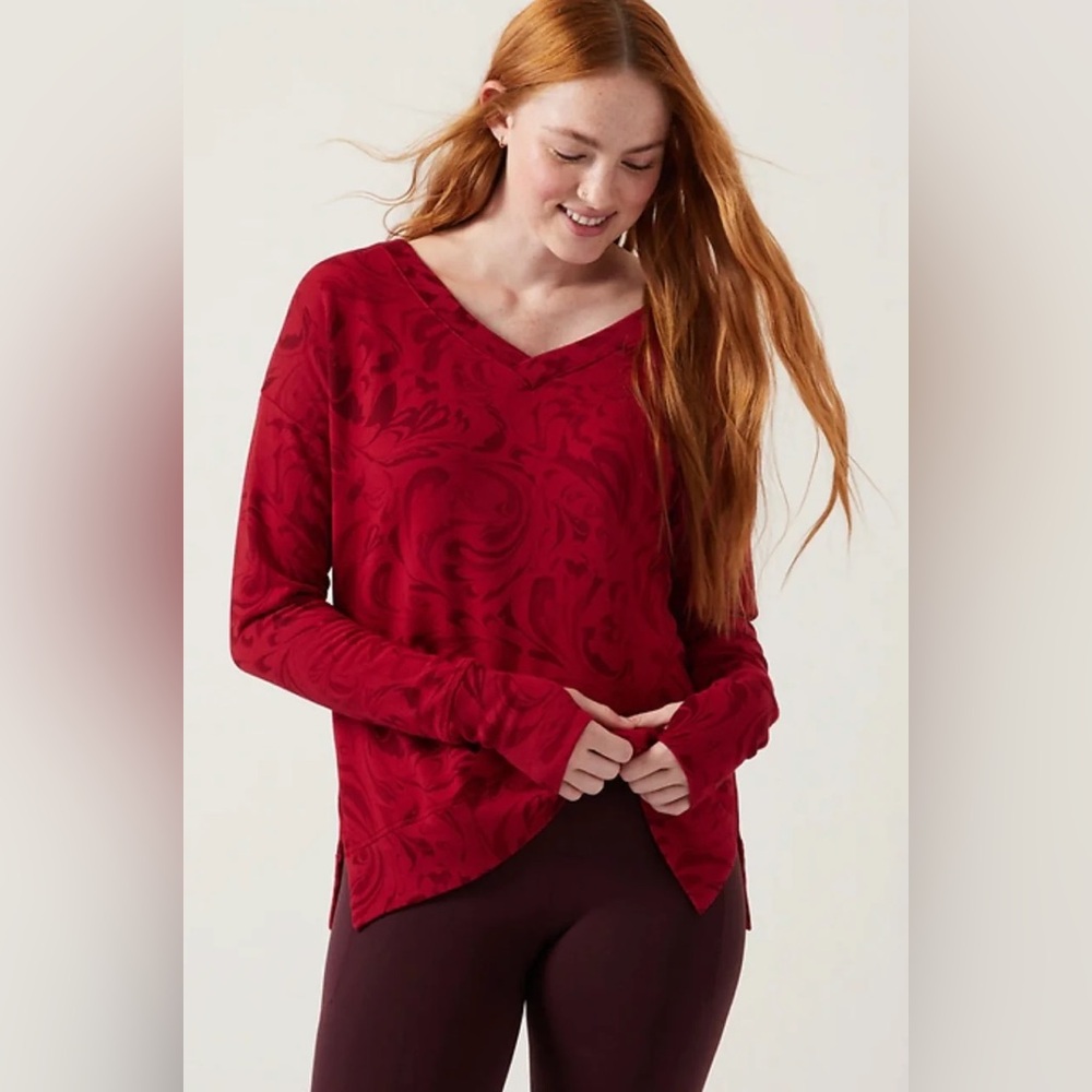 Athleta Red V-Neck Long Sleeve Top